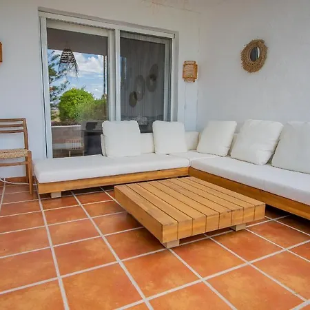 Jardines De La Duquesa 26 *