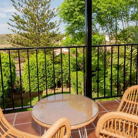 Jardines De La Duquesa 26 * 马尼尔瓦